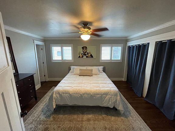3rd image of 3946 S Skyview Cir