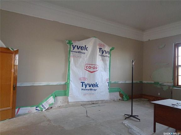 4th image of 700 Centre St Unit 3