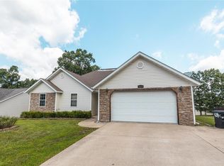 429 Eastlawn Ave, Saint Robert, MO 65584