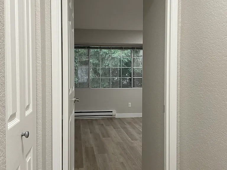 Redmond Park Apts — Photo 119