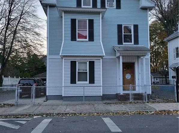 30 Alverson Ave, Providence, RI 02909