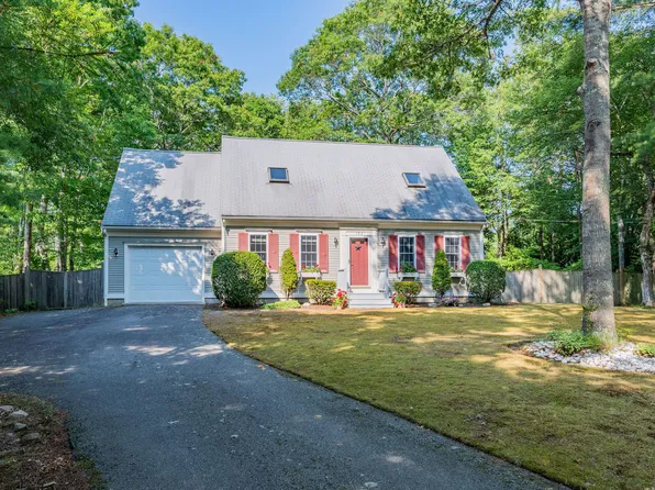 192 Simons Narrows Road, Mashpee, MA 02649