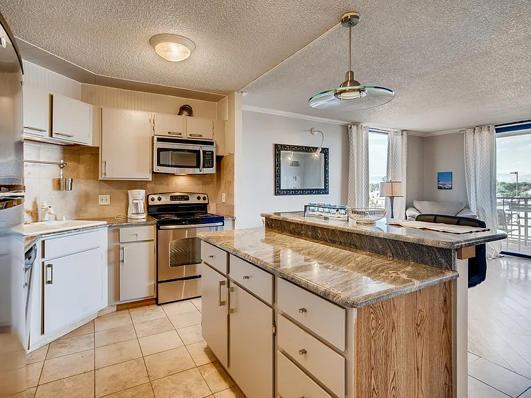 1301 Speer Blvd #7 — Photo 14