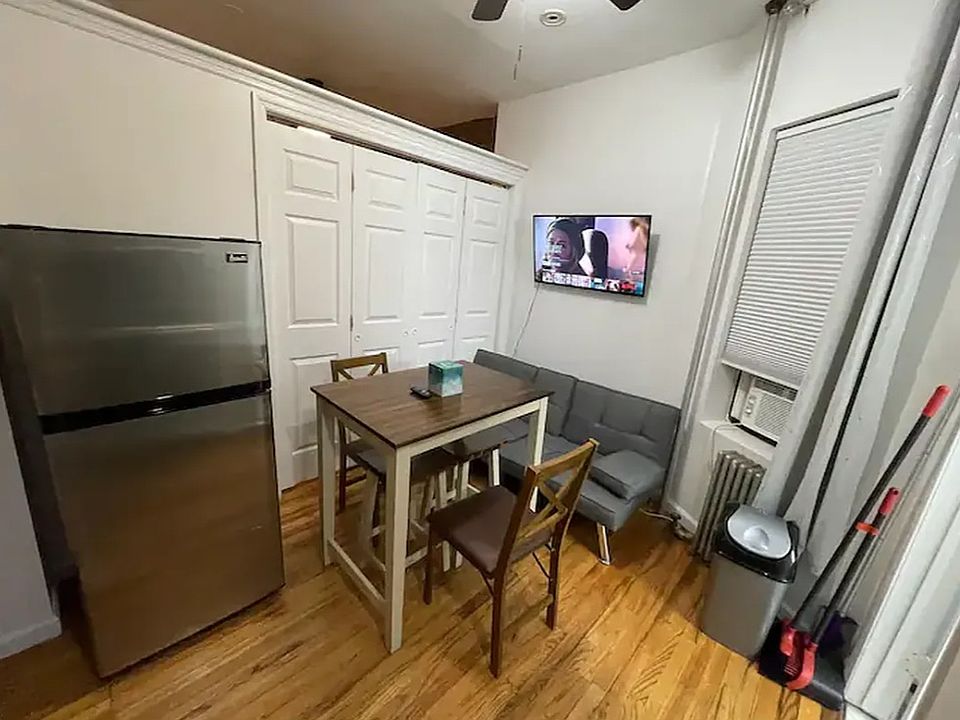 1st image of 534 W 50th St APT 2D