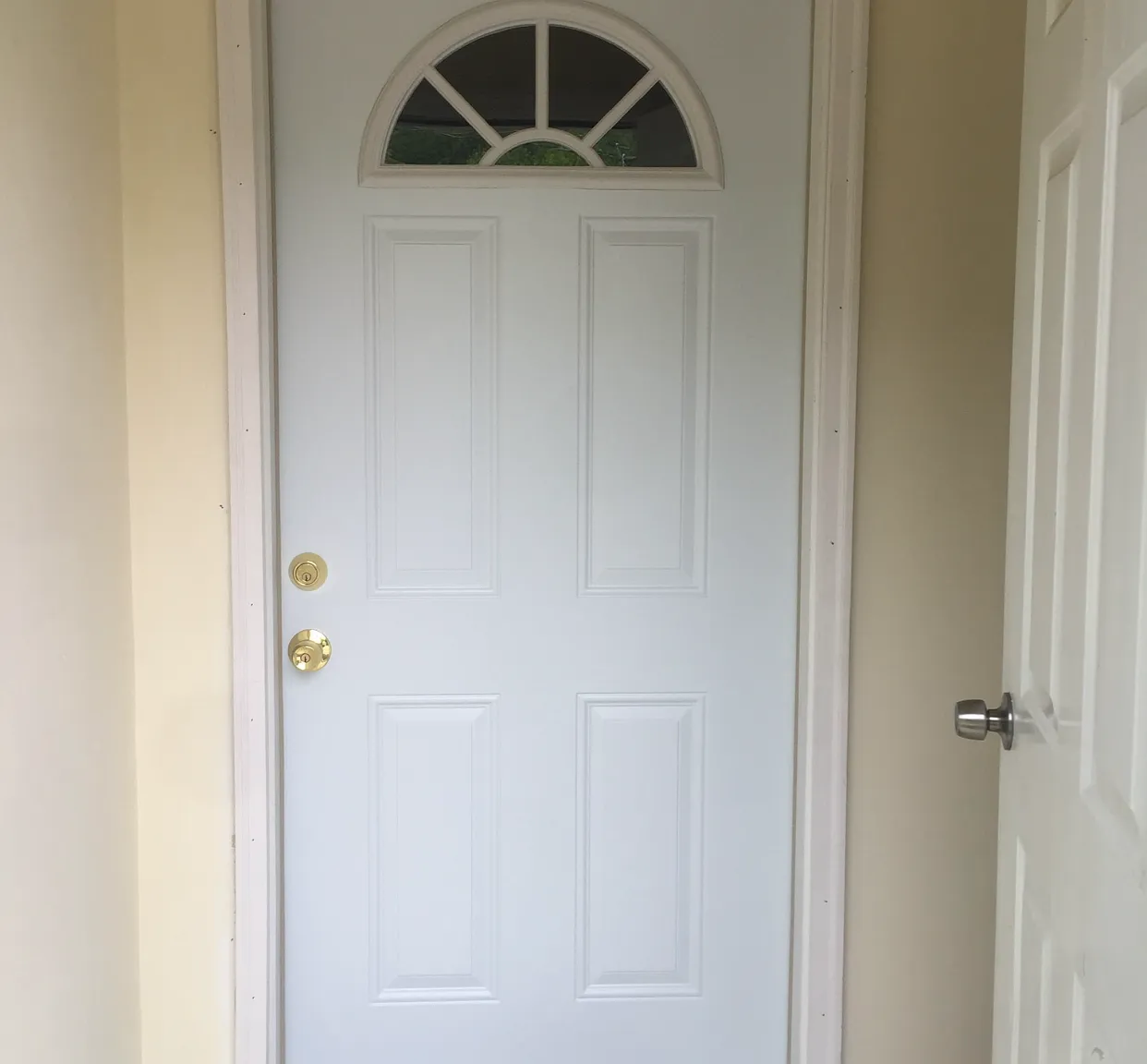1 bed, 814 sqft, $2,100 — Photo 2