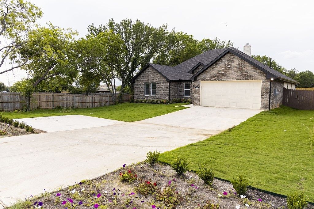 7137 John T White Rd, Fort Worth, TX 76120 Zillow