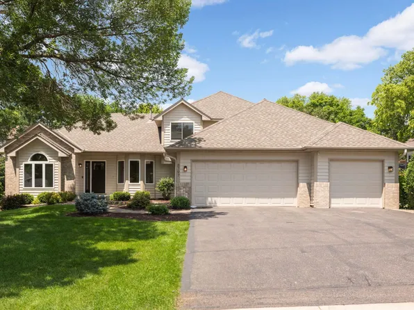 8797 Blackoaks Ln N, Maple Grove, MN 55311
