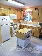 6 Robin Hood Trl Kitchen1