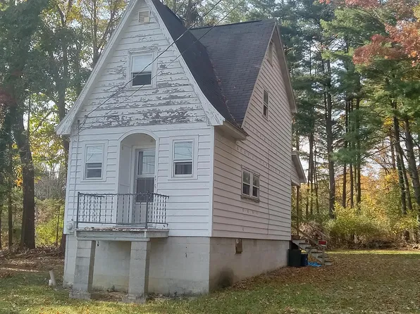521 Brush Mountain Rd, Hollidaysburg, PA 16648