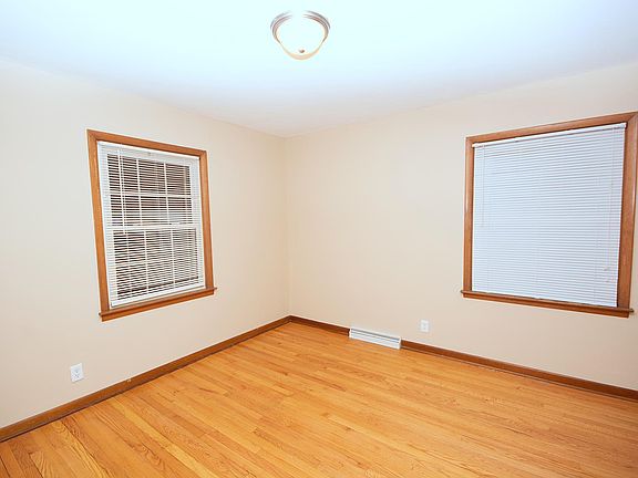 4th image of 211 Glendale Ave
