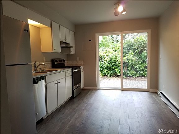 5th image of 2300 9th Ave SW Unit B1