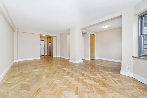 Rented by Compass | media 12