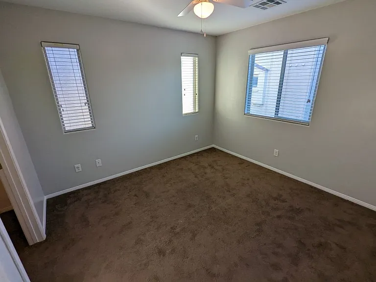 7760 Floral Fabric Ct — Photo 32