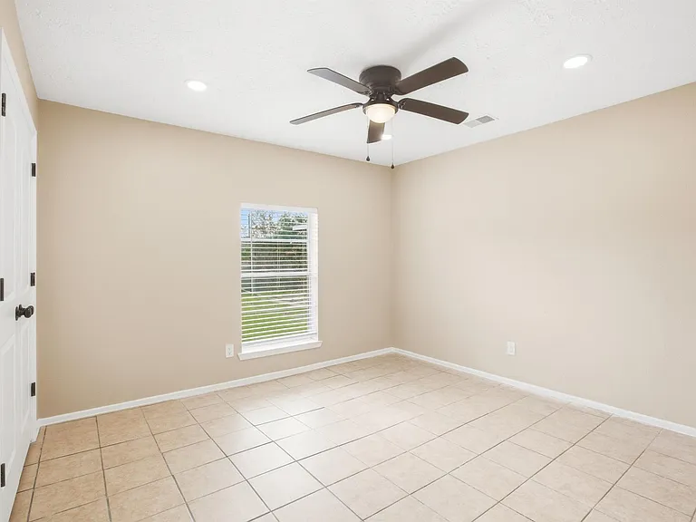 10506 Stockman Ln — Photo 18