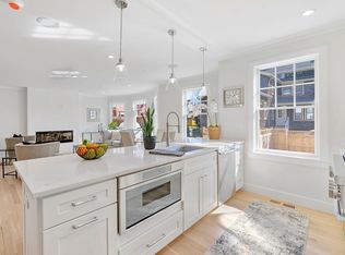8 Sycamore St #A, Somerville, MA 02143