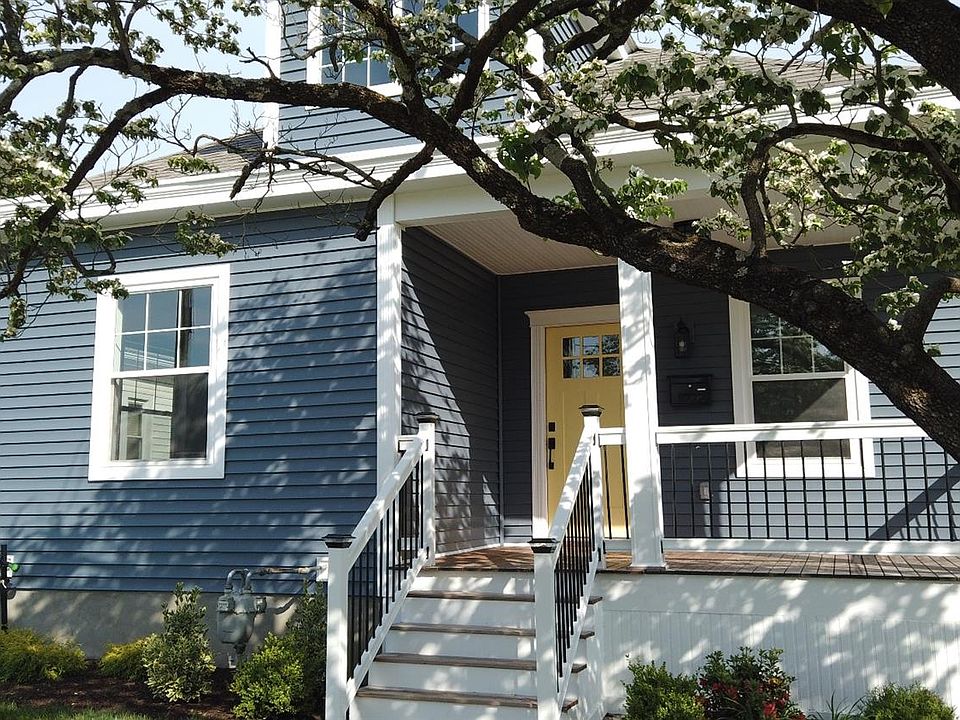 1st image of 1921 Clifton Ave