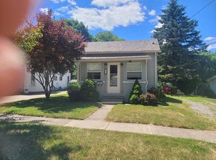 814 Hoch Ave, Adrian, MI 49221