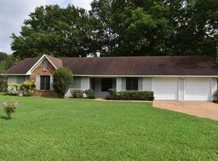 326 Longmeadow Ct S, Ridgeland, MS 39157