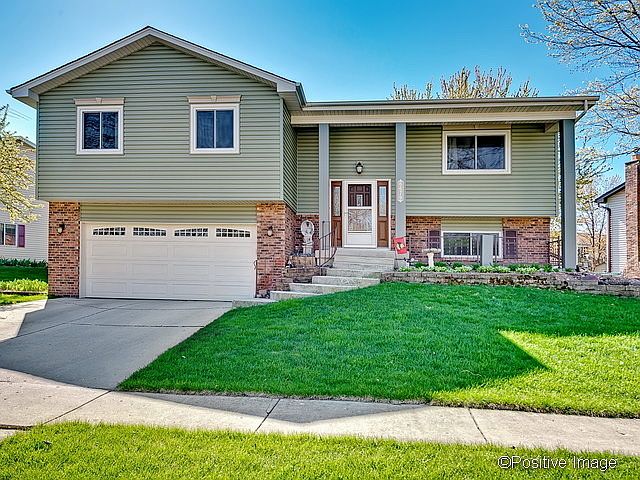 1st image of 6679 Foxtree Ave