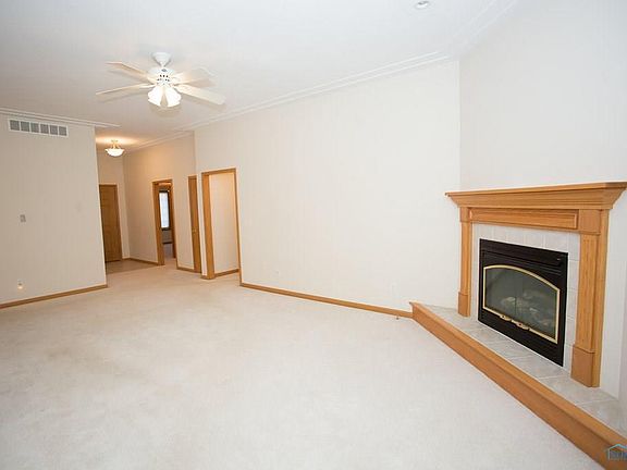 4th image of 5052 Wynnpark Dr
