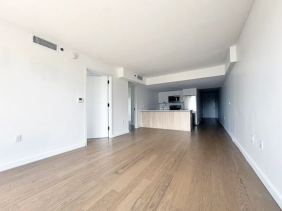 2nd image of 2395 Palisade Ave #555