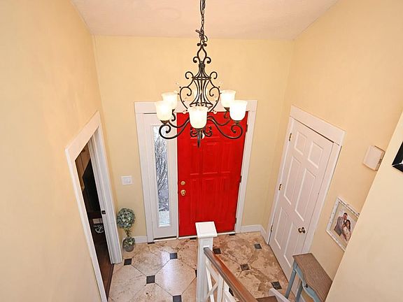 4th image of 506 Sherwood Green Ct