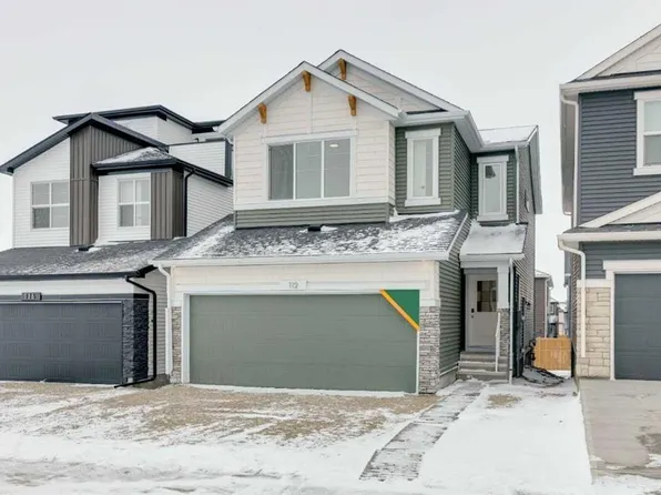 112 W Amblefield Grv NW, Calgary, AB T3P 2K1