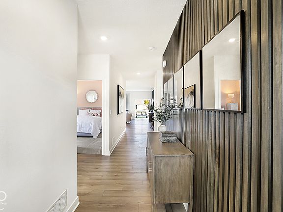 4th image of 1162 Gardiner Pl