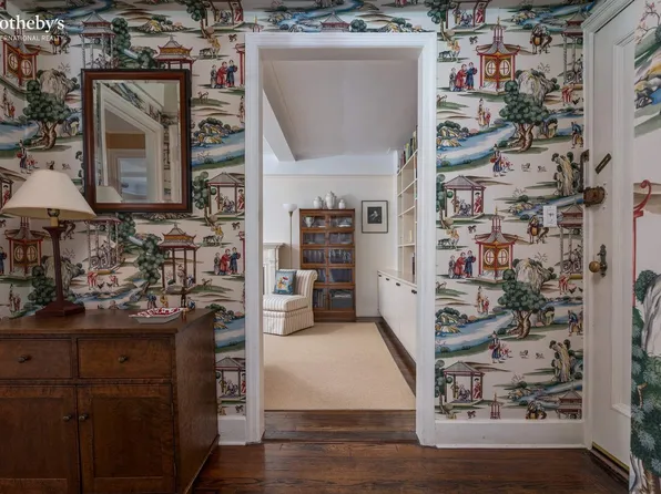 308 East 79th Street image 3 of 7