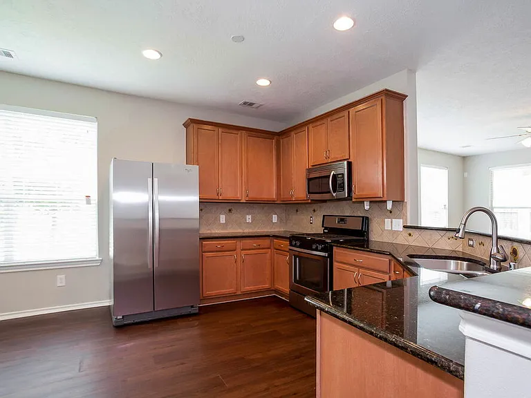 11003 Oasis View Ln — Photo 7