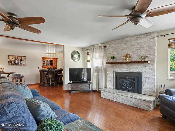 5th image of 1548 Wildrose Dr
