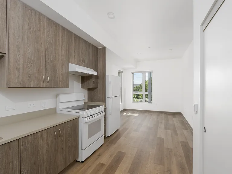 Spacious one-bedroom units available now!