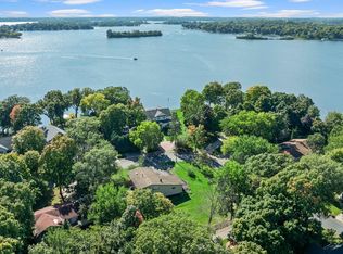 2800XX Casco Point Rd, Wayzata, MN 55391