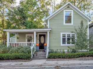 53 Batavia Pl NE, Grand Rapids, MI 49503