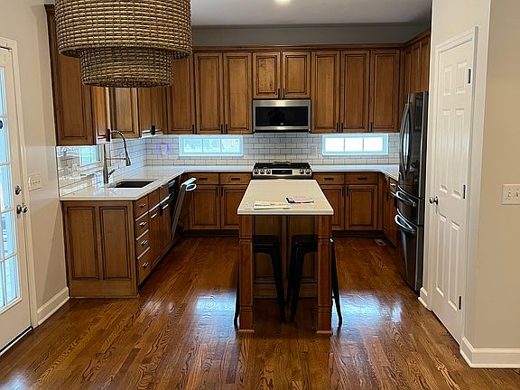 5th image of 111 Chesapeake Harbor Blvd