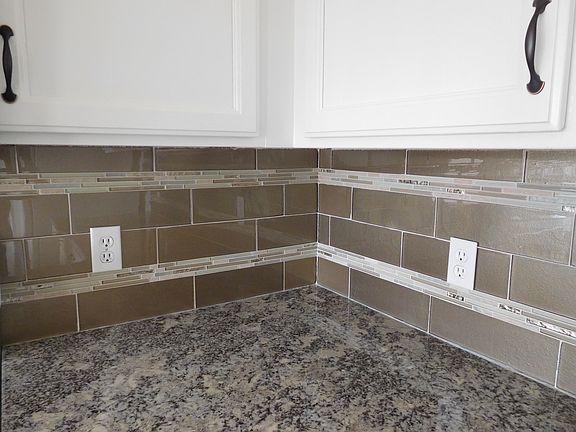 Granite & backsplash