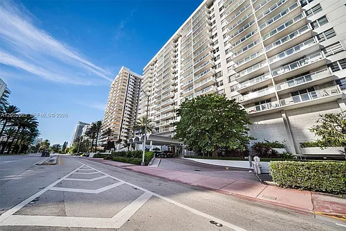 5701 Collins Ave Photo 1