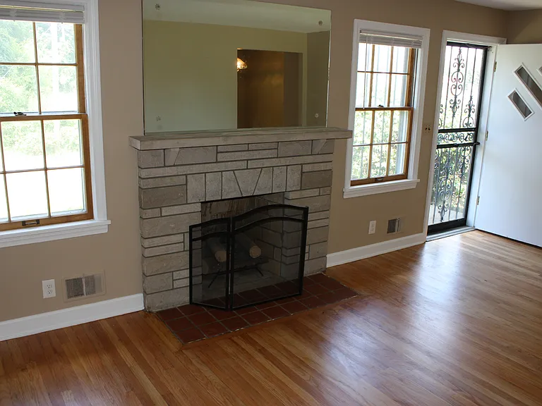 9300 Fern Creek Rd — Photo 17