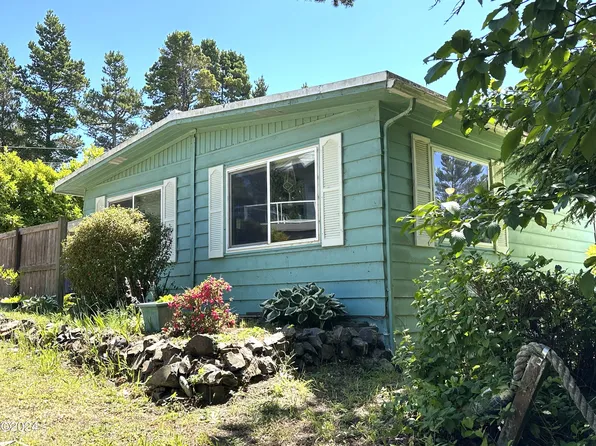 6330 Rhododendron Ave, Gleneden Beach, OR 97388