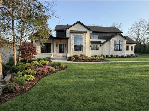720 Newberry Rd, Nashville, TN 37205