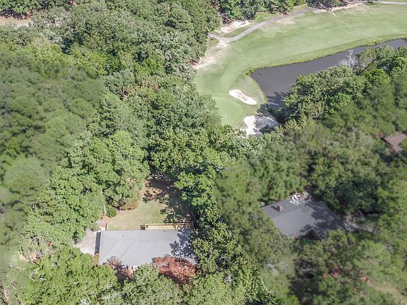 2nd image of 10 Spyglass Dr