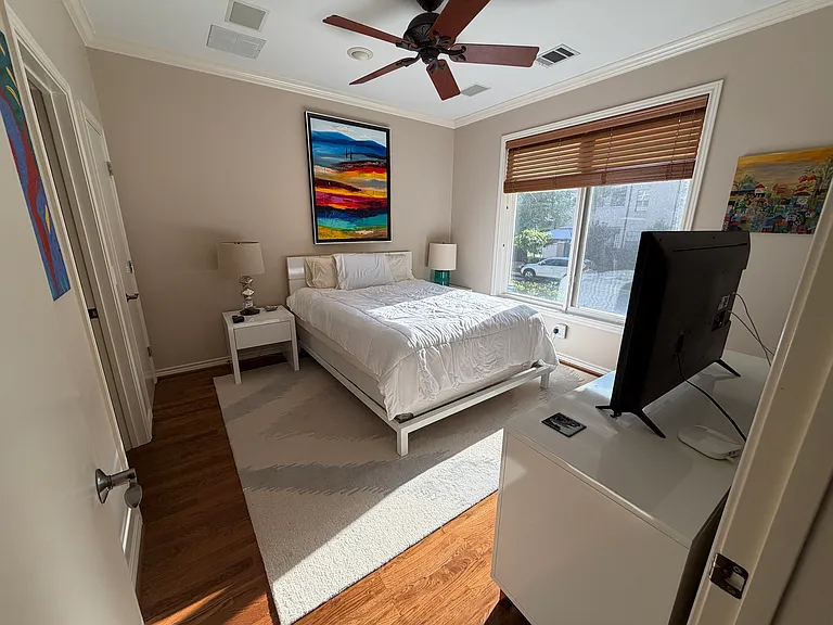3906 Travis St — Photo 15