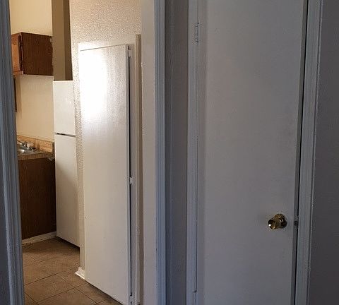2nd image of 326 SW 38th St APT B