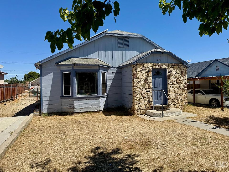 1st image of 202 E San Emidio St