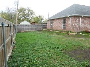 4th image of 1738 Avenue B