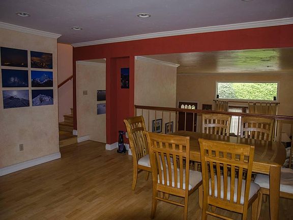 2nd image of 3978 La Jolla Village Dr
