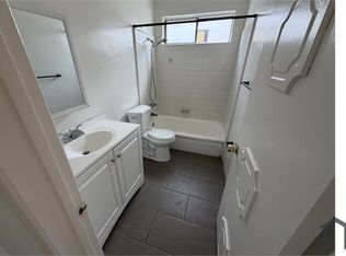 16040 Cantlay St #5, Van Nuys, CA 91406