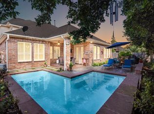 18718 Duke Lake Dr, Spring, TX 77388