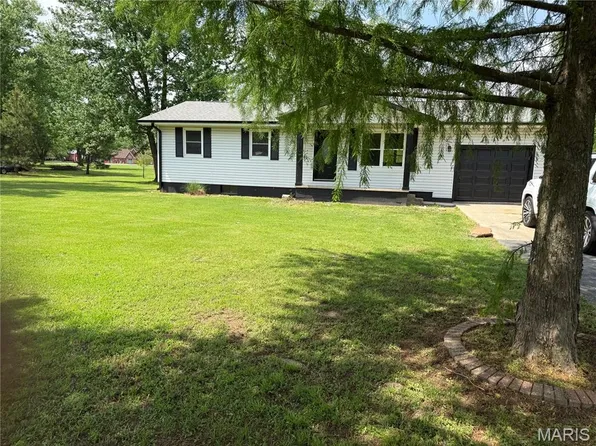 12157 County Road 637, Dexter, MO 63841