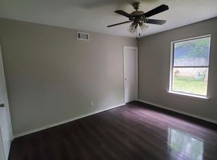 819 Carmen Ct, Sanger, TX 76266